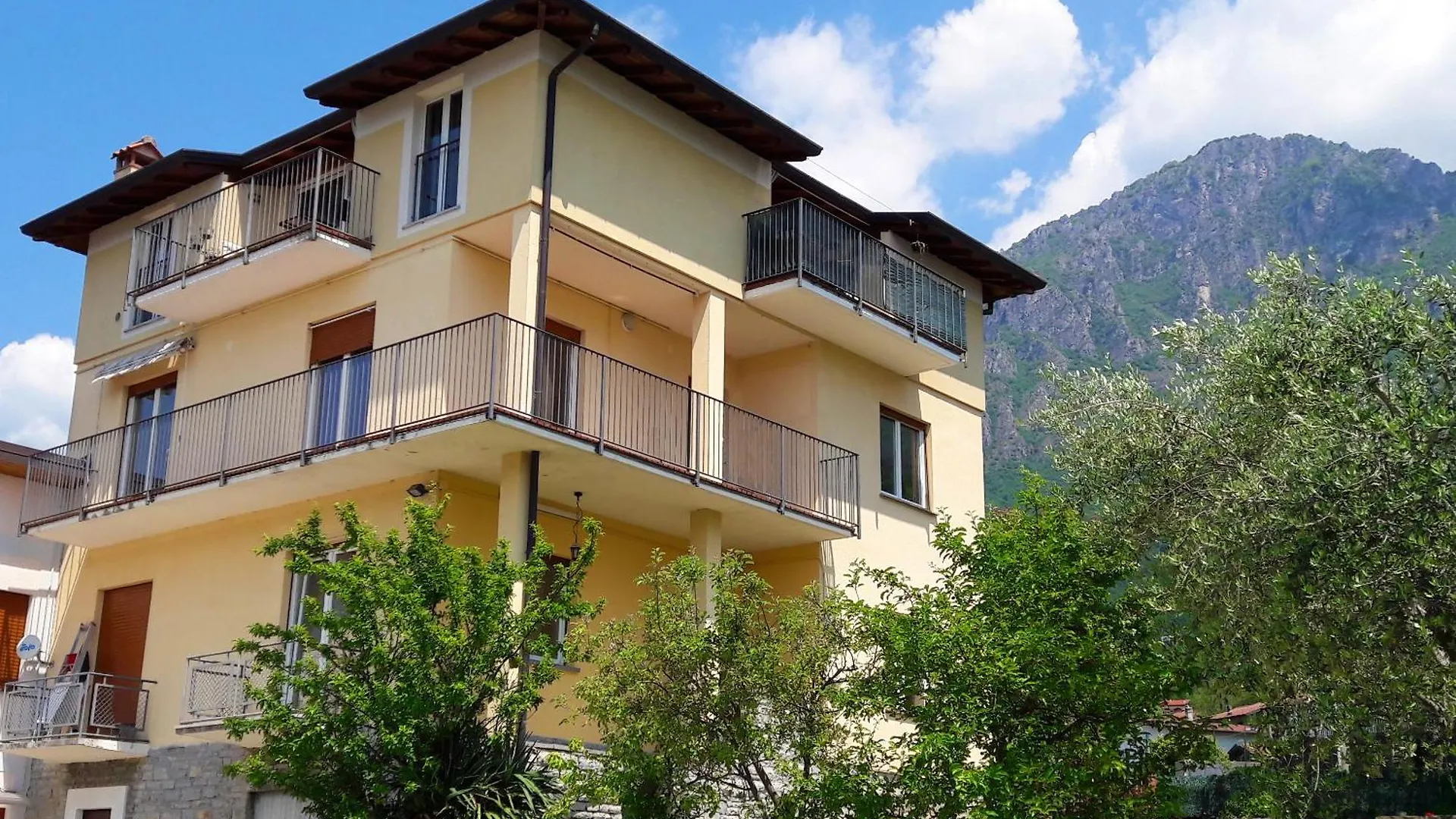 Daire Mansarda Luce Di Lago Lierna