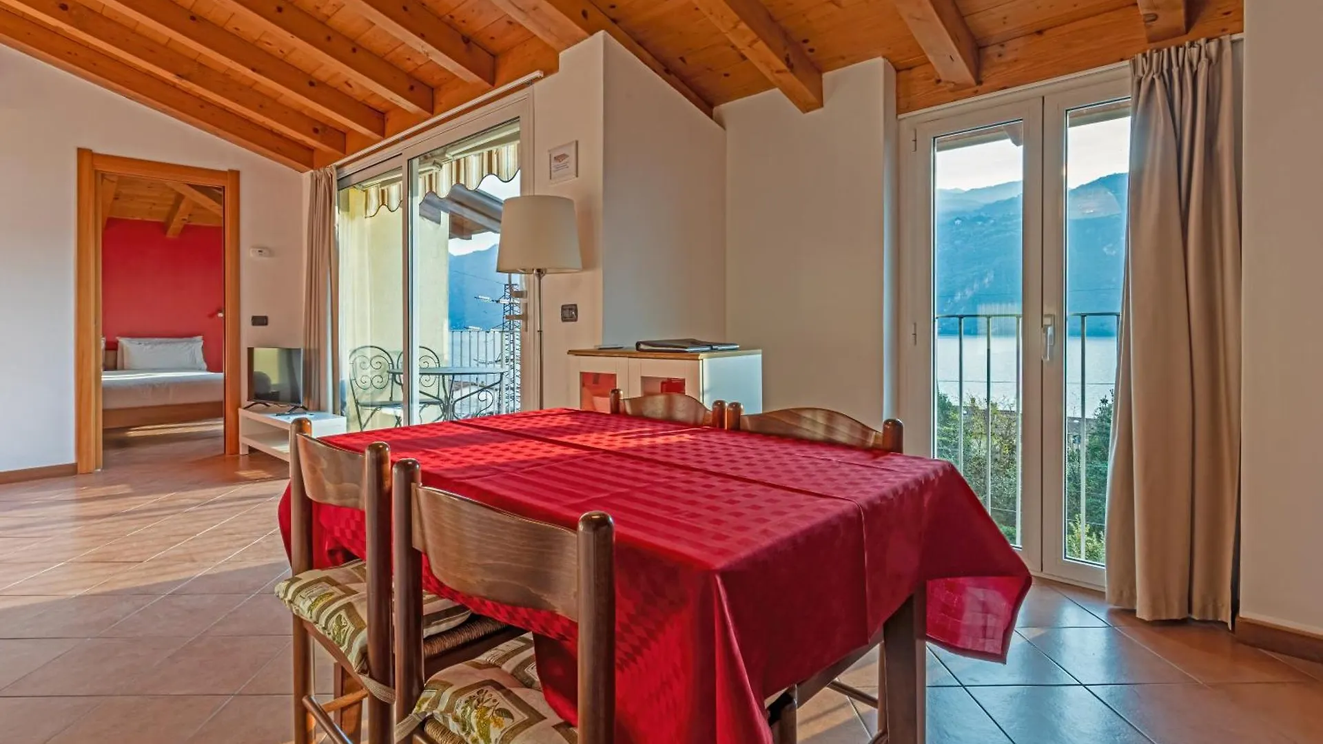 Mansarda Luce Di Lago Lierna Apartment