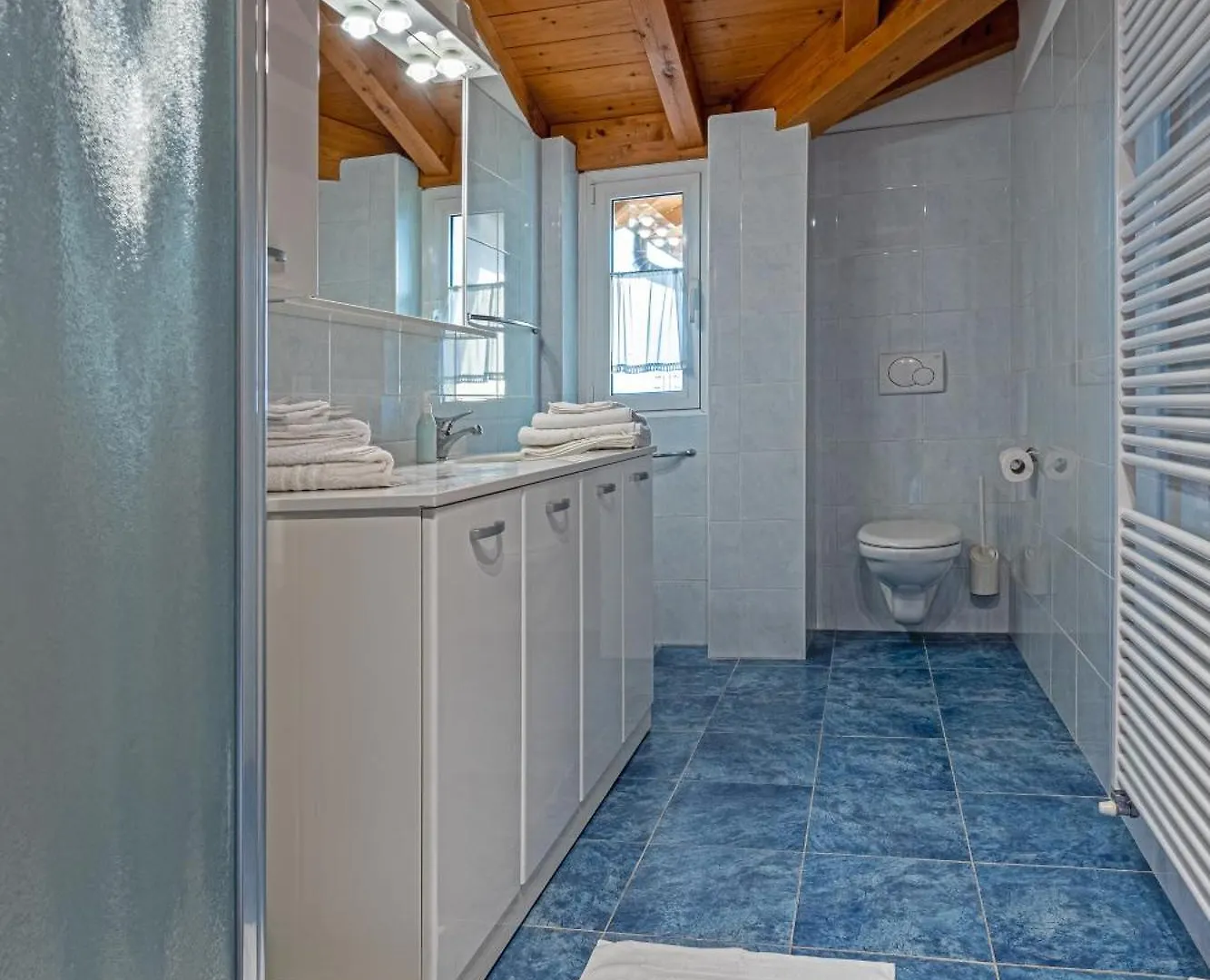 Apartment Mansarda Luce Di Lago Lierna